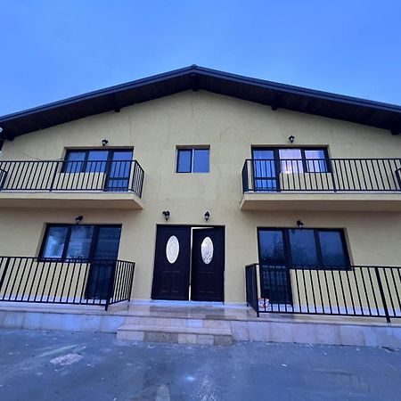 Casa Privata Airport Bucharest Therme Bucharest Balotesti Exterior foto