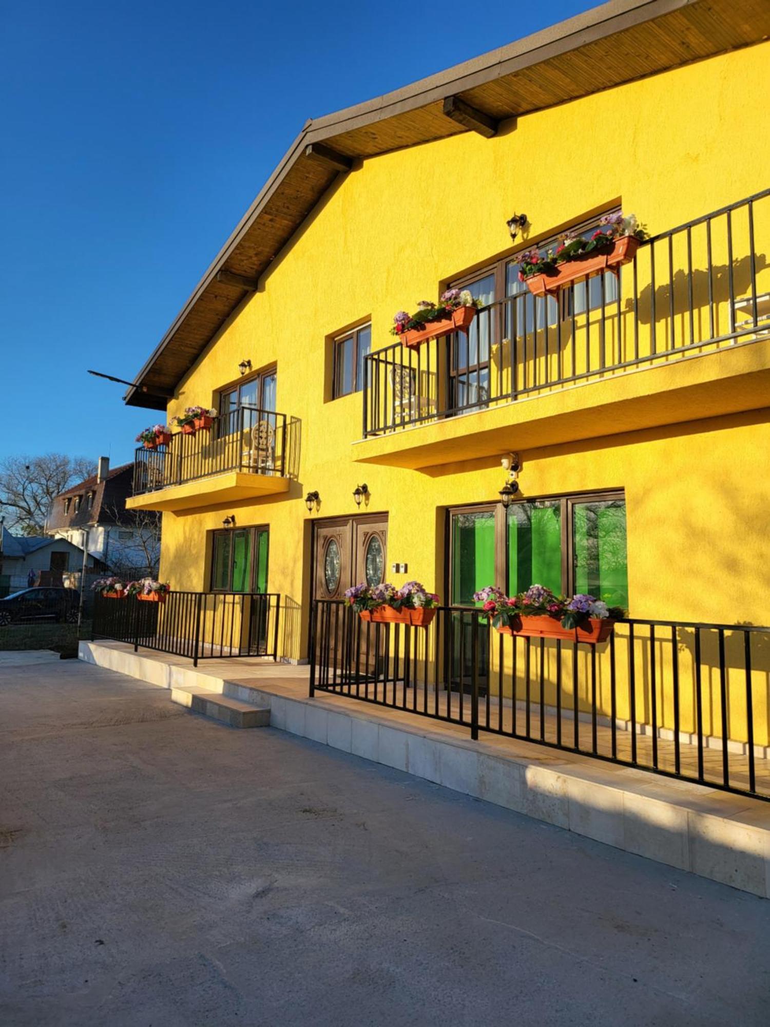 Casa Privata Airport Bucharest Therme Bucharest Balotesti Exterior foto